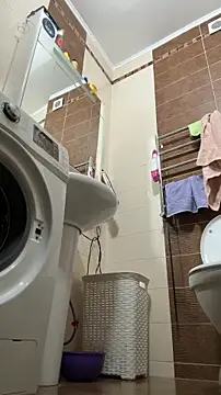 YOUR-KARINA online show from 11/04/25, 07:01