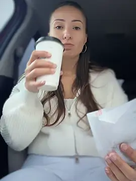 Snapshot of YOUR-KARINA chatting on 01/22/25, 02:48 YOUR-KARINA online show from 01/22/25, 02:48