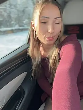 YOUR-KARINA online show from 12/19/25, 06:38