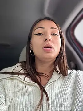 Snapshot of YOUR-KARINA chatting on 01/23/25, 10:22 YOUR-KARINA online show from 01/23/25, 10:22