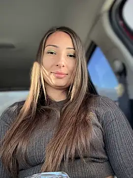 Snapshot of YOUR-KARINA chatting on 01/10/25, 04:12 YOUR-KARINA online show from 01/10/25, 04:12