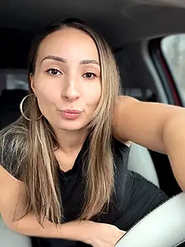 YOUR-KARINA online show from 02/06/26, 08:54