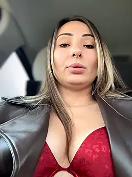 YOUR-KARINA online show from 03/18/26, 08:50