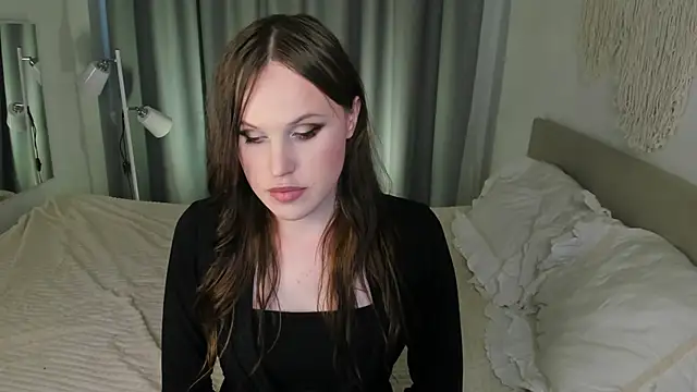 EffieMinki online show from 06/02/26, 08:58