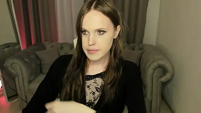 EffieMinki online show from 04/18/26, 09:26