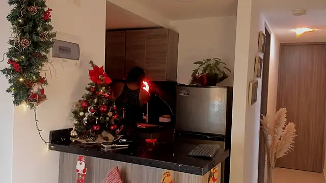 mariam hill online show from 11/28/25, 07:58