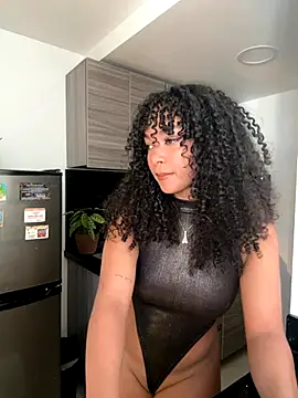 mariam hill online show from 10/04/25, 04:19