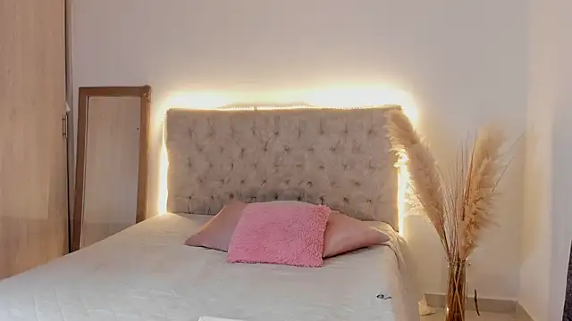 mariam hill online show from 09/19/25, 10:14