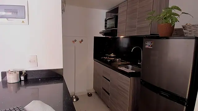 mariam hill online show from 11/20/25, 02:18