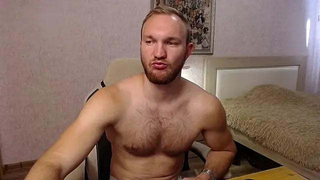 Toress1 online show from 09/28/25, 06:42