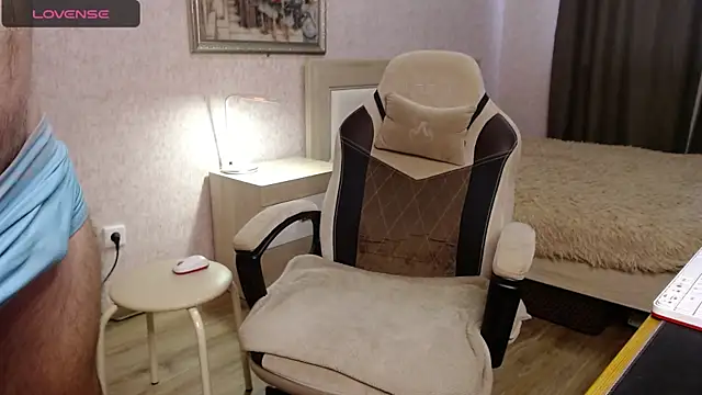 Toress1 online show from 10/12/25, 11:44