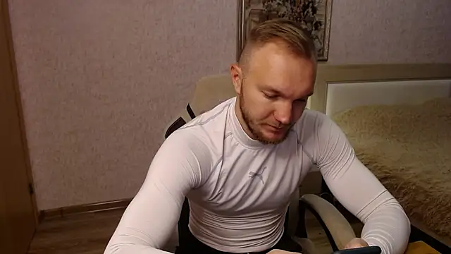 Toress1 online show from 10/15/25, 11:40