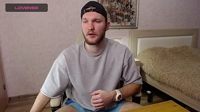 Snapshot of Toress1 chatting on 02/27/26, 05:24 Toress1 online show from 02/27/26, 05:24