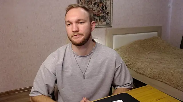 Toress1 online show from 10/31/25, 10:56