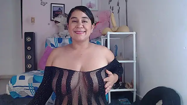 emiligrey  online show from 03/14/25, 04:10