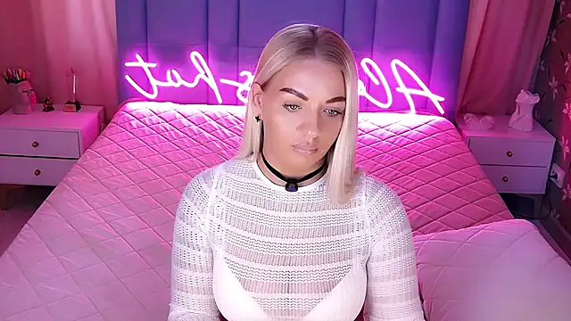 AllwaysHotJ online show from 04/14/26, 01:54