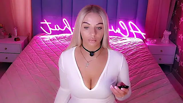 AllwaysHotJ online show from 03/17/26, 02:14