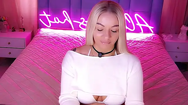 AllwaysHotJ online show from 03/21/26, 03:52