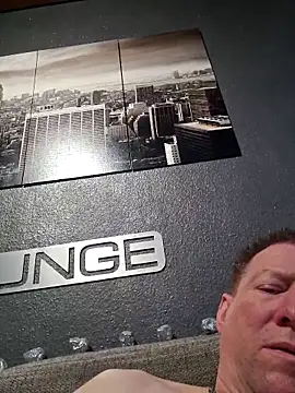 tomtom111111 online show from 02/19/26, 01:41