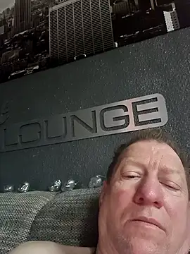 tomtom111111 online show from 03/14/25, 02:08