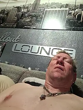 tomtom111111 online show from 03/20/26, 10:00