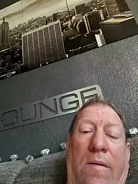 tomtom111111 online show from 03/07/26, 10:43