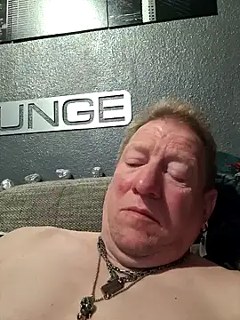 tomtom111111 online show from 04/09/26, 09:43