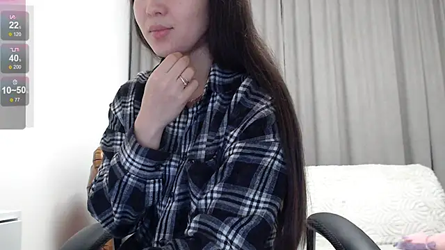 Snapshot of Lili_asian chatting on 10/31/25, 07:10 Lili asian online show from 10/31/25, 07:10