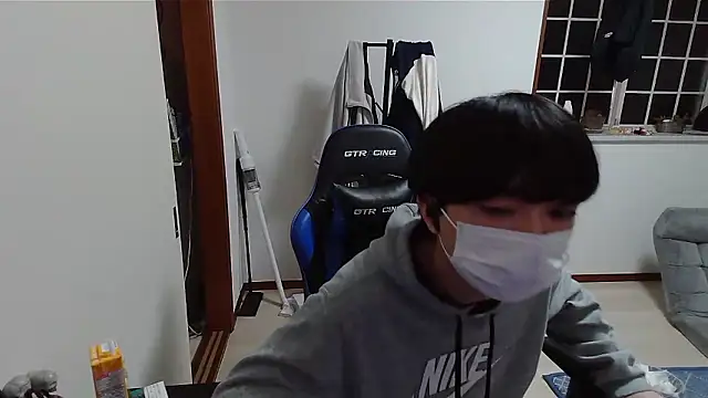 pychan online show from 04/14/26, 12:21