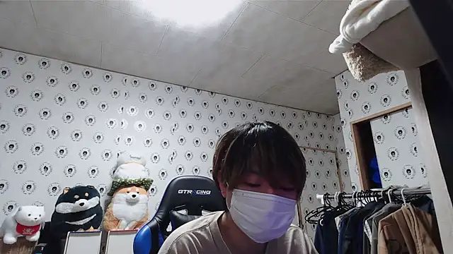 pychan online show from 03/10/25, 01:54