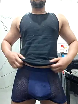 Snapshot of GYMBOY0071 chatting on 02/19/26, 10:23 GYMBOY0071 online show from 02/19/26, 10:23