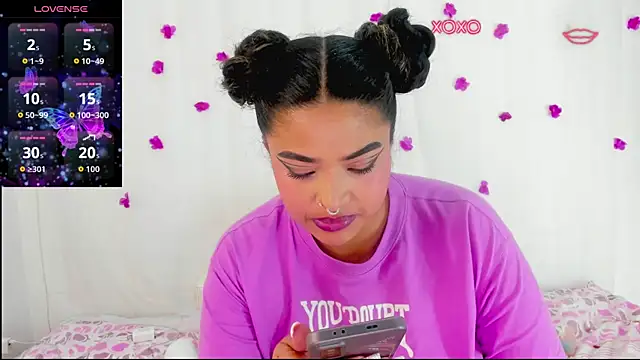 Snapshot of moana_taylor chatting on 11/25/25, 09:31 moana taylor online show from 11/25/25, 09:31