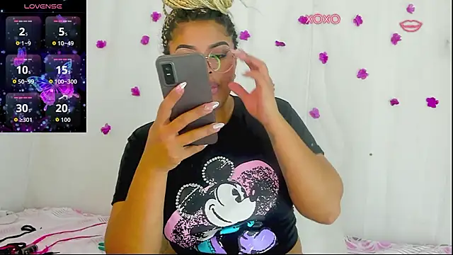 Snapshot of moana_taylor chatting on 01/15/26, 11:46 moana taylor online show from 01/15/26, 11:46