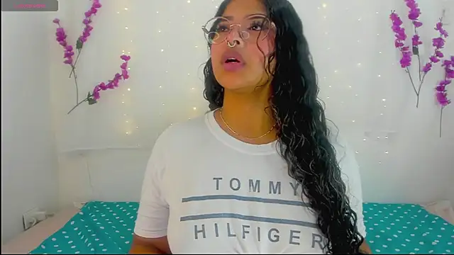 Snapshot of moana_taylor chatting on 09/11/25, 09:53 moana taylor online show from 09/11/25, 09:53