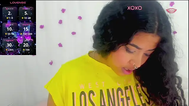 Snapshot of moana_taylor chatting on 11/06/25, 04:44 moana taylor online show from 11/06/25, 04:44