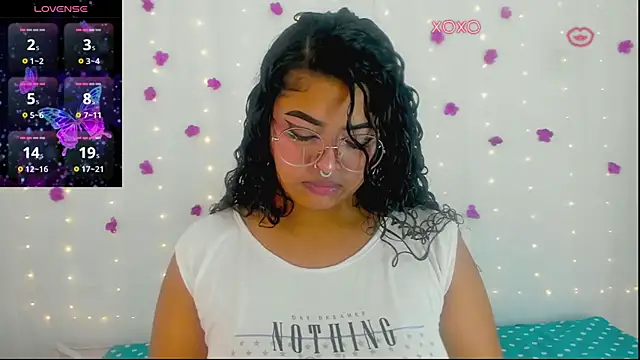 Snapshot of moana_taylor chatting on 09/17/25, 11:56 moana taylor online show from 09/17/25, 11:56