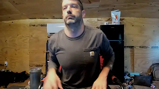 Snapshot of Kenny_Kyle chatting on 10/11/25, 01:23 Kenny Kyle online show from 10/11/25, 01:23
