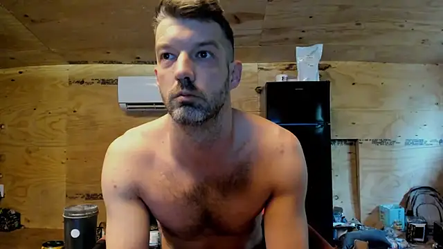 Snapshot of Kenny_Kyle chatting on 10/18/25, 02:41 Kenny Kyle online show from 10/18/25, 02:41