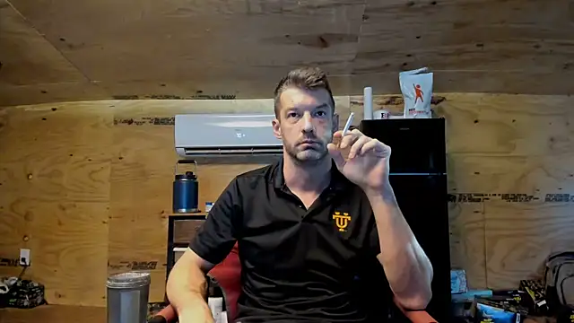 Snapshot of Kenny_Kyle chatting on 09/18/25, 12:30 Kenny Kyle online show from 09/18/25, 12:30