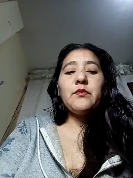 Gatubela212 online show from 11/01/25, 10:14