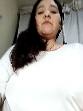 Gatubela212 online show from 09/13/25, 04:01