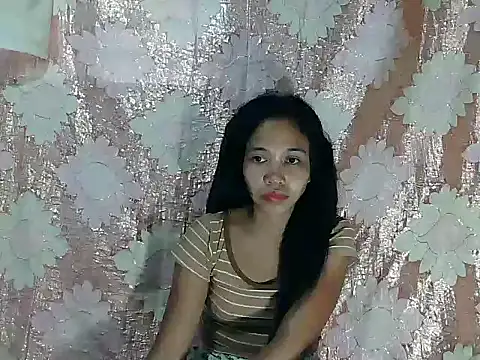 PinaySkinnyGirl online show from 04/22/26, 09:27