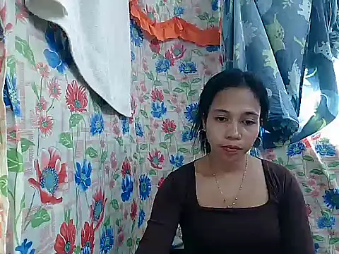 PinaySkinnyGirl online show from 01/18/26, 03:32