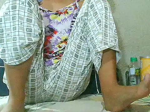 Snapshot of PinaySkinnyGirl chatting on 06/24/26, 10:51 PinaySkinnyGirl online show from 06/24/26, 10:51