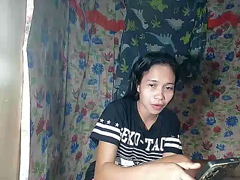 PinaySkinnyGirl online show from 03/27/26, 10:49