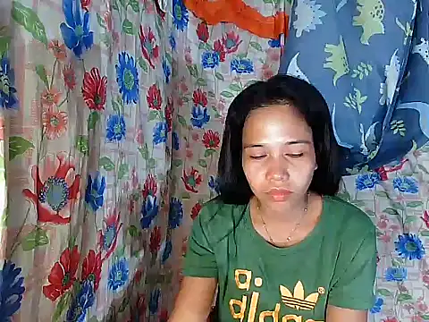 PinaySkinnyGirl online show from 01/09/26, 10:22