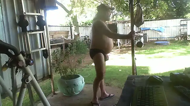 herbie010666 online show from 03/10/26, 06:28