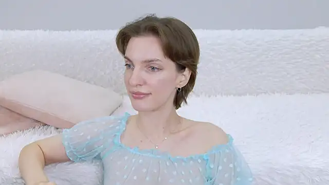 Beauty Alex online show from 12/23/25, 02:22