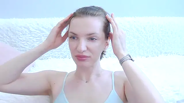 Snapshot of Beauty_Alex chatting on 06/14/26, 02:19 Beauty Alex online show from 06/14/26, 02:19
