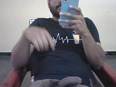 bunnyboy3467 online show from 06/04/26, 05:23